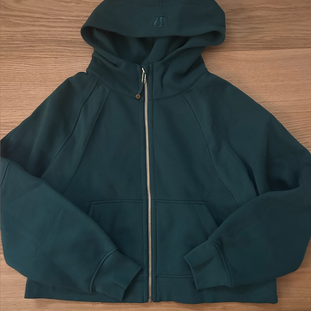 Lululemon full zip scuba